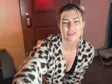 girl XXX Live Cams with chloecumz4u