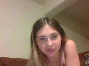 girl XXX Live Cams with blueeyed_diamond