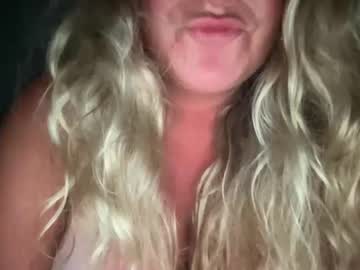 girl XXX Live Cams with caromarie97