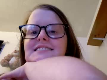 couple XXX Live Cams with xundeadsoldierx