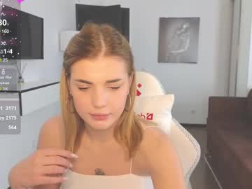 girl XXX Live Cams with adrianawow1