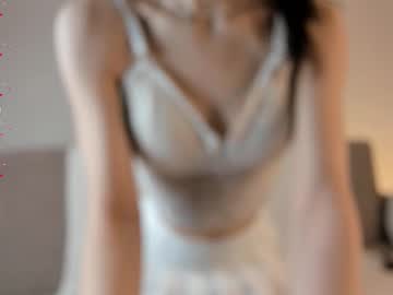 girl XXX Live Cams with elwynagreaves
