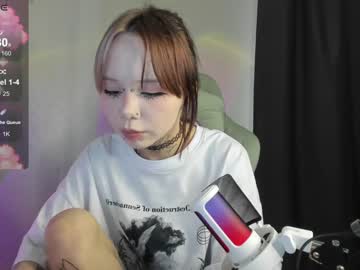 girl XXX Live Cams with gummi_heart