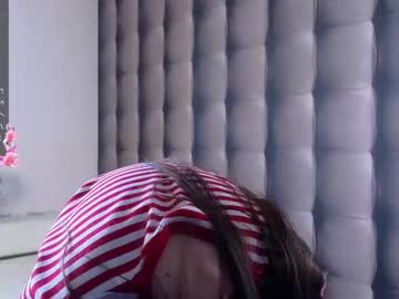 girl XXX Live Cams with petragrine