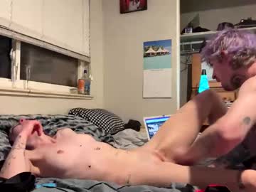 couple XXX Live Cams with ravenxbeastie
