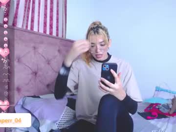 girl XXX Live Cams with emilycooper_26