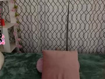girl XXX Live Cams with lilleylakiki