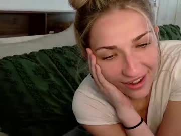 girl XXX Live Cams with charbearxoxo