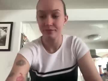 girl XXX Live Cams with carlyy13