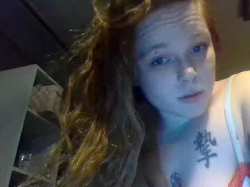 couple XXX Live Cams with redheadslutwife8803